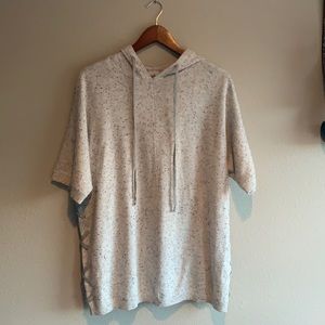 CAbi poncho style top